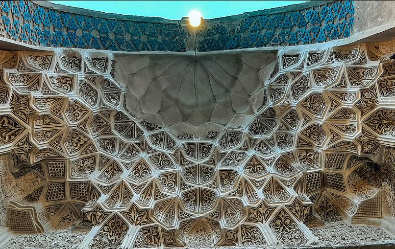  مرمت مسجد خسرو اردستانatiyesazanemira